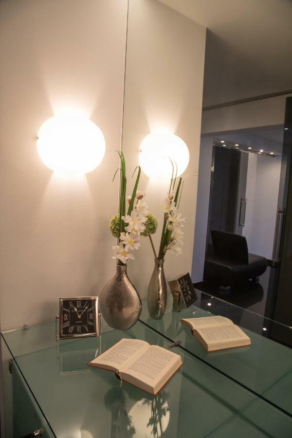 Easy Vienna Penthouse Appartement Buitenkant foto
