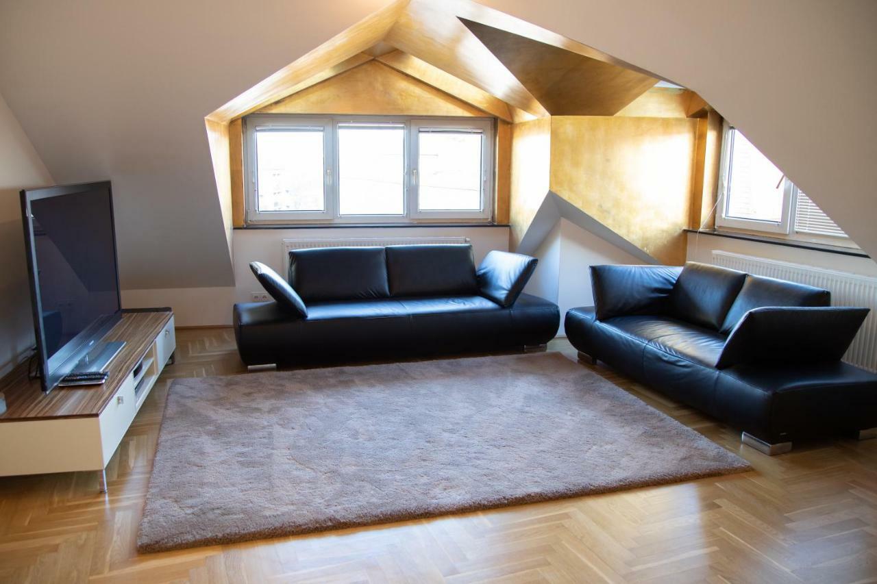 Easy Vienna Penthouse Appartement Buitenkant foto